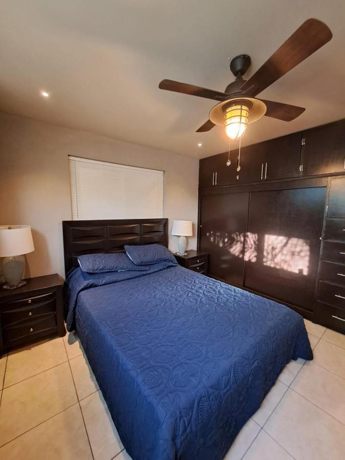 Departamentos Orange Apartment เอนเซนาดา ภายนอก รูปภาพ