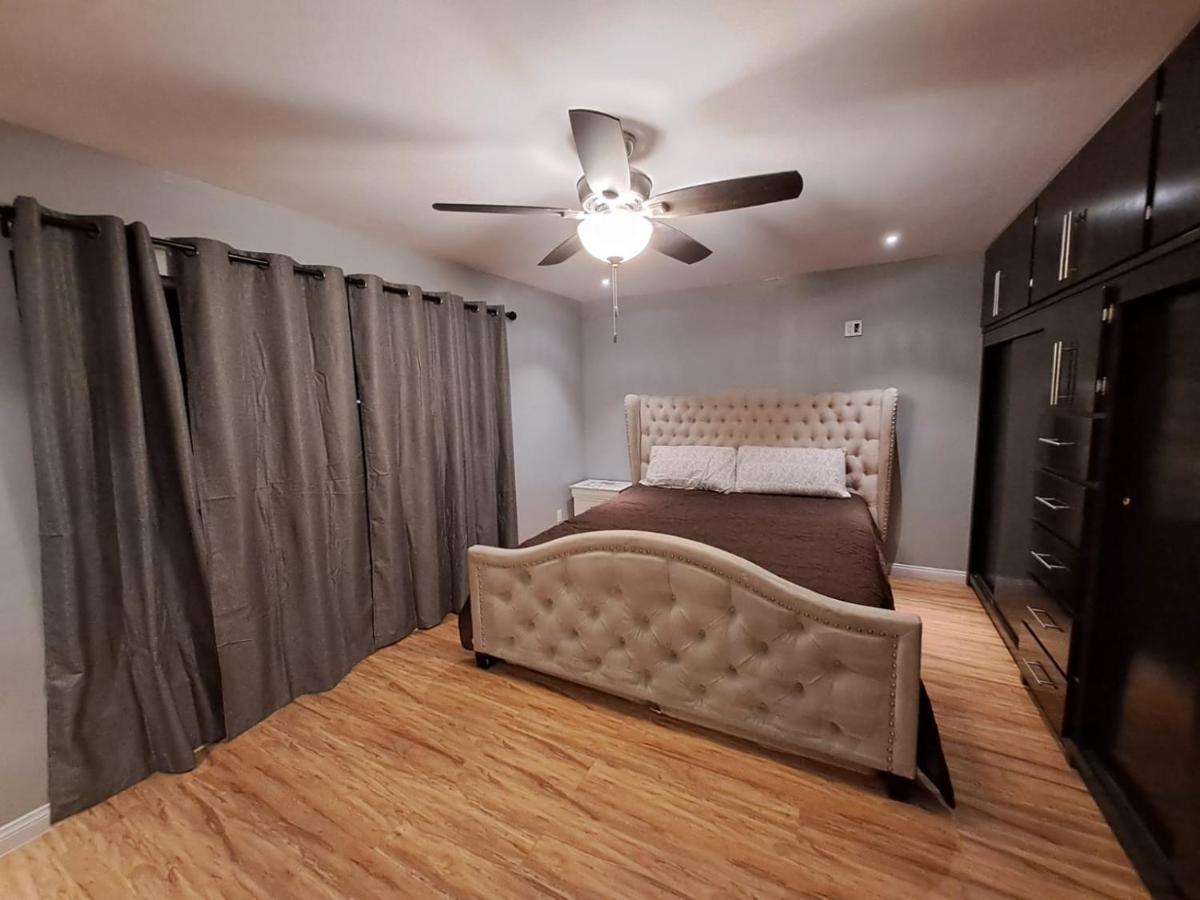 Departamentos Orange Apartment เอนเซนาดา ภายนอก รูปภาพ